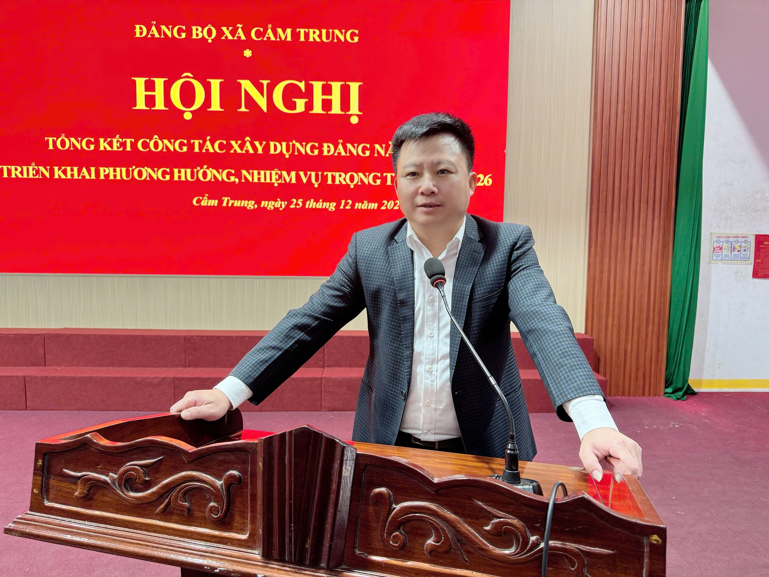 ĐẢNG BỘ XÃ CẨM TRUNG TỔNG KẾT CÔNG TÁC XÂY DỰNG ĐẢNG NĂM 2025 VÀ TRIỂN KHAI NHIỆM VỤ TRỌNG TÂM NĂM 2026  