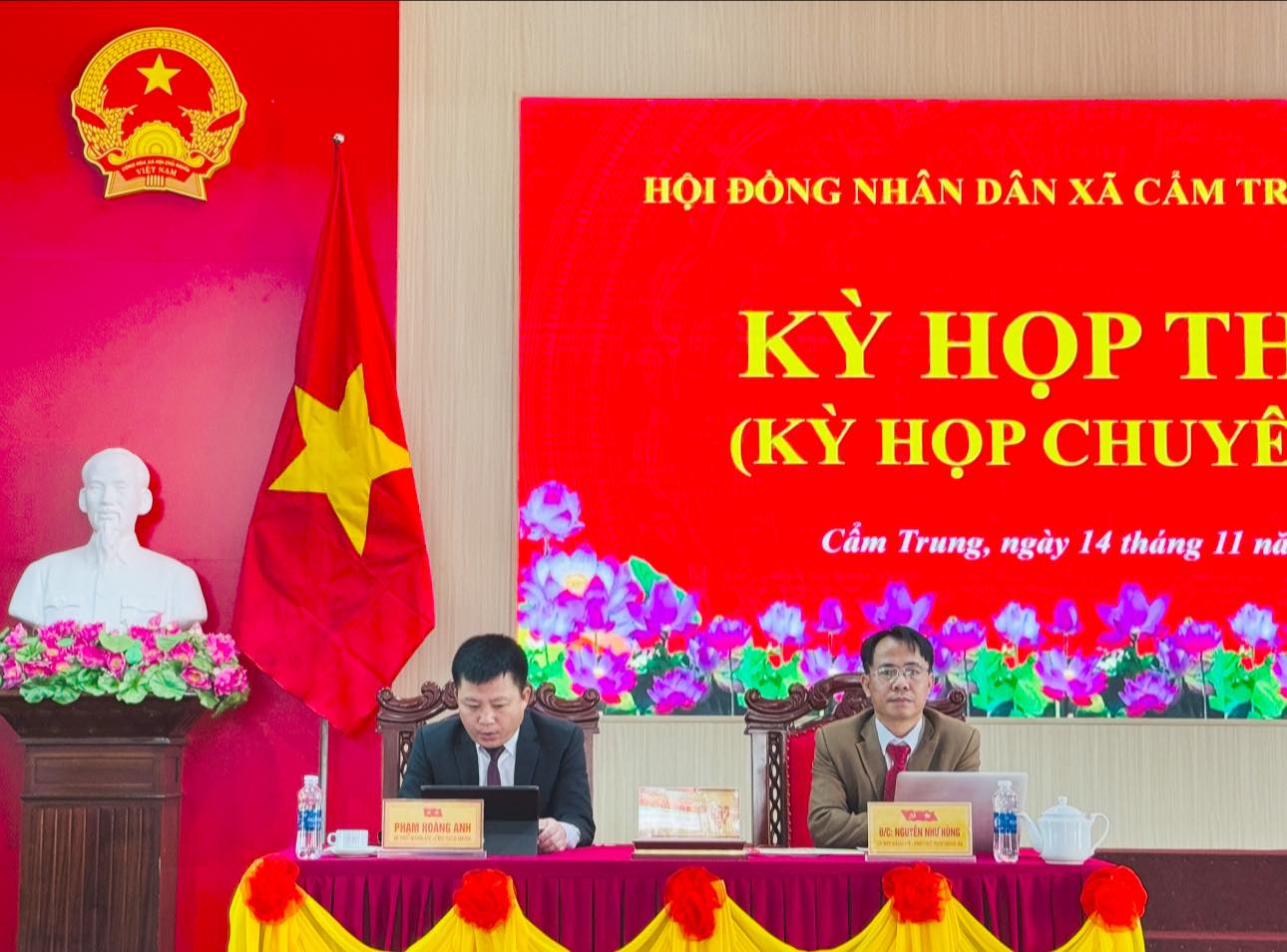 HỘI ĐỒNG NHÂN DÂN XÃ CẨM TRUNG TỔ CHỨC KỲ HỌP THỨ 3, KHÓA XX