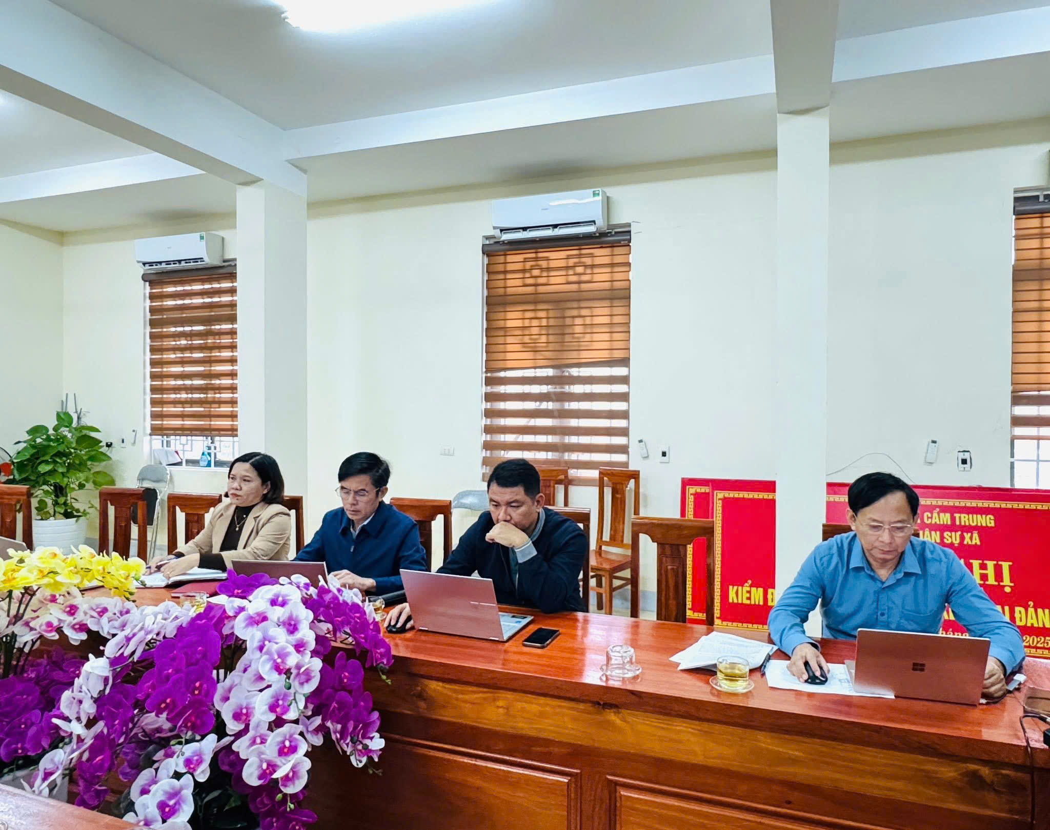 HỘI NGHỊ GIAO  BAN2.jpg