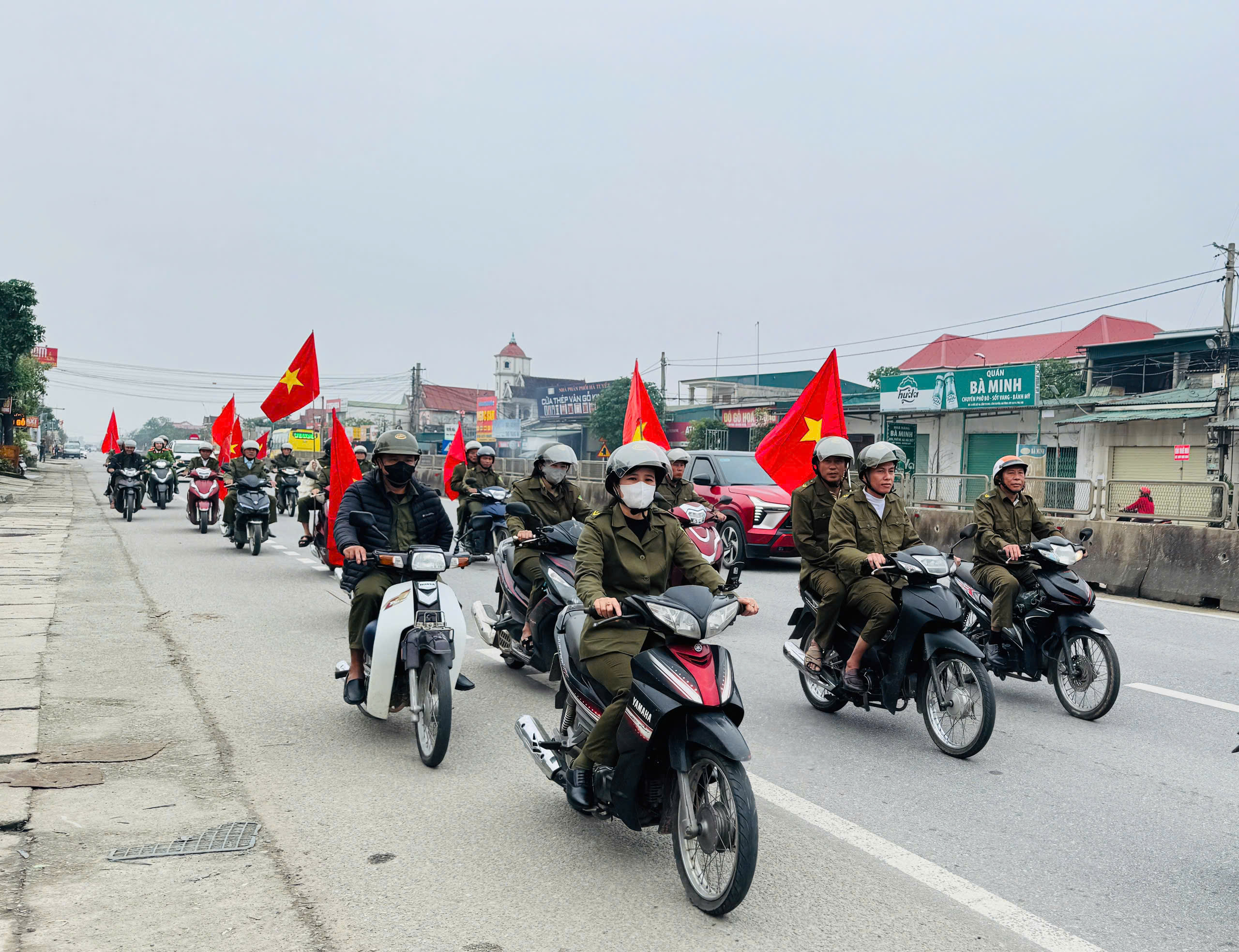 a .ra qu&acirc;n trấn &aacute;p tội phạm 00.jpg