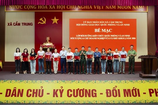 Bế giảng lớp bồi dưỡng kiến thức quốc phòng và an ninh cho đối tượng 4 khoá 1 năm 2026. 