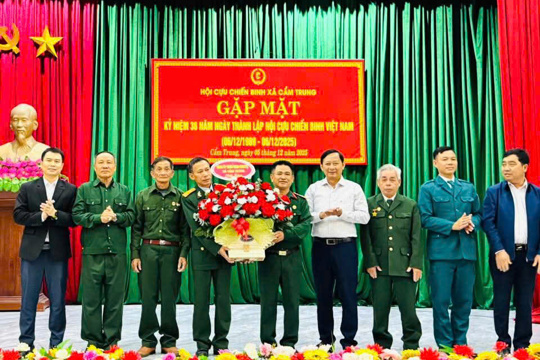 HỘI CỰU CHIẾN BINH XÃ CẨM TRUNG TỔ CHỨC GẶP MẶT KỶ NIỆM 36 NĂM NGÀY THÀNH LẬP HỘI CỰU CHIẾN BINH VIỆT NAM (6/12/1989 – 6/12/2025
