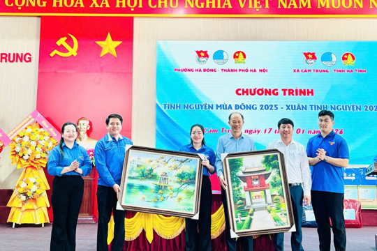 ĐOÀN XÃ CẨM TRUNG TỔ CHỨC CHƯƠNG TRÌNH “TÌNH NGUYỆN MÙA ĐÔNG 2025 – XUÂN TÌNH NGUYỆN 2026”