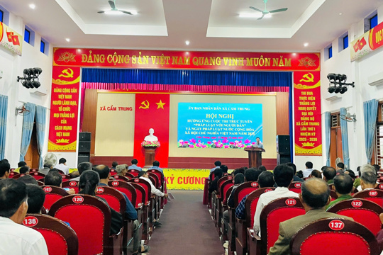 ỦY BAN NHÂN DÂN XÃ CẨM TRUNG HƯỞNG ỨNG CUỘC THI "PHÁP LUẬT VỚI NGƯỜI DÂN" VÀ NGÀY PHÁP LUẬT NƯỚC CỘNG HÒA XÃ HỘI CHỦ NGHĨA VIỆT NAM NĂM 2025 