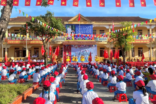 Các trường học trên địa bàn xã Cẩm Trung tưng bừng khai giảng năm học mới 2025-2030
