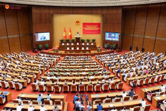 Sáng ngày 03/9/2026, Đảng ủy xã Cẩm Trung, tỉnh Hà Tĩnh tổ chức điểm cầu tham dự Hội nghị trực tuyến toàn quốc nghiên cứu, học tập, quán triệt và triển khai một số nghị quyết, chỉ thị của Bộ Chính trị.