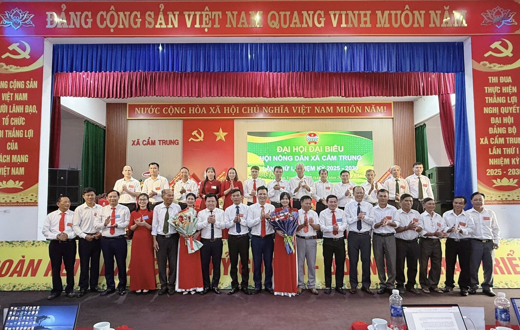 ĐẠI HỘI ĐẠI BIỂU HỘI NÔNG DÂN XÃ CẨM TRUNG LẦN THỨ I, NHIỆM KỲ 2025 - 2030 