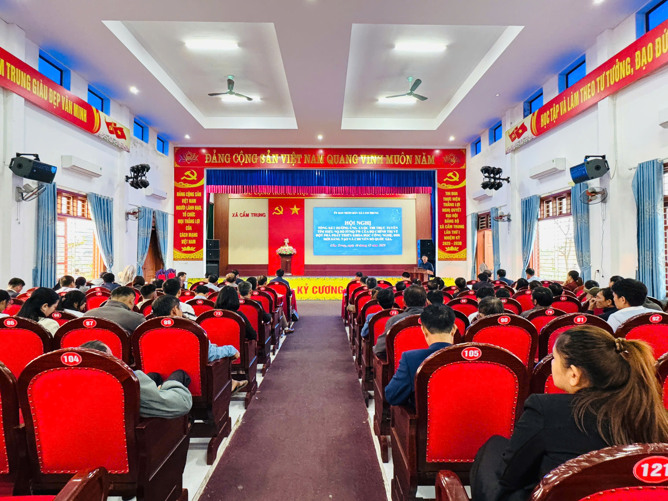 Tổng k&ecirc;t ct trực tuyến 4.jpg